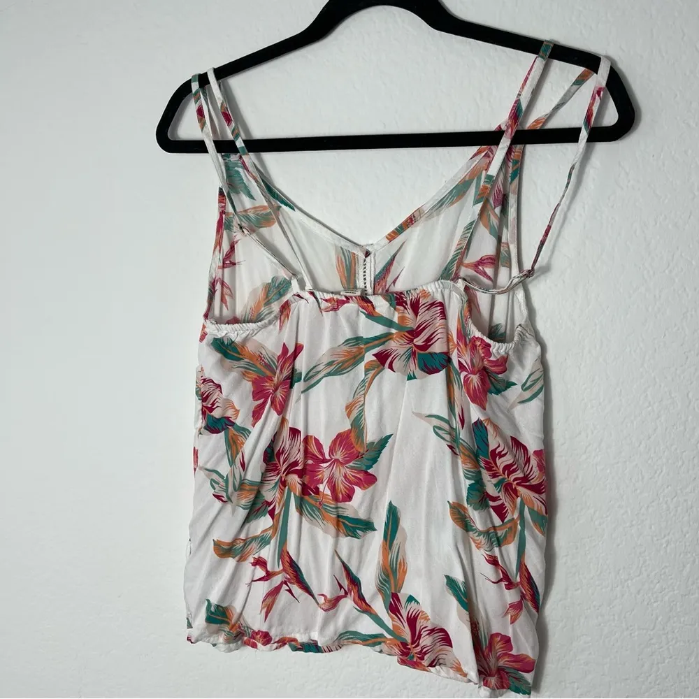 Roxy Women’s Hawaiian Flower Spaghetti Strap Tanktop size Medium - Image 5