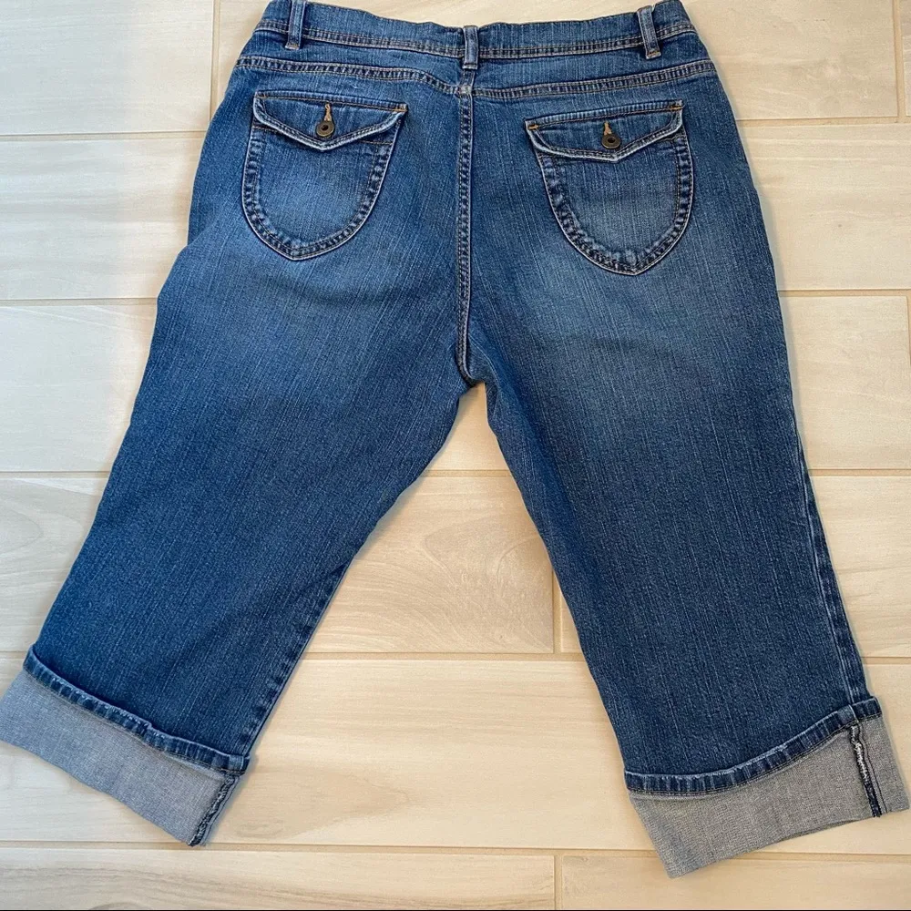 Tint|| Blue jeans capris - Image 2