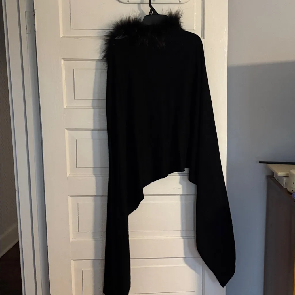 Natures Collection Raccoon Fur Black Wrap Size undefined - Image 4