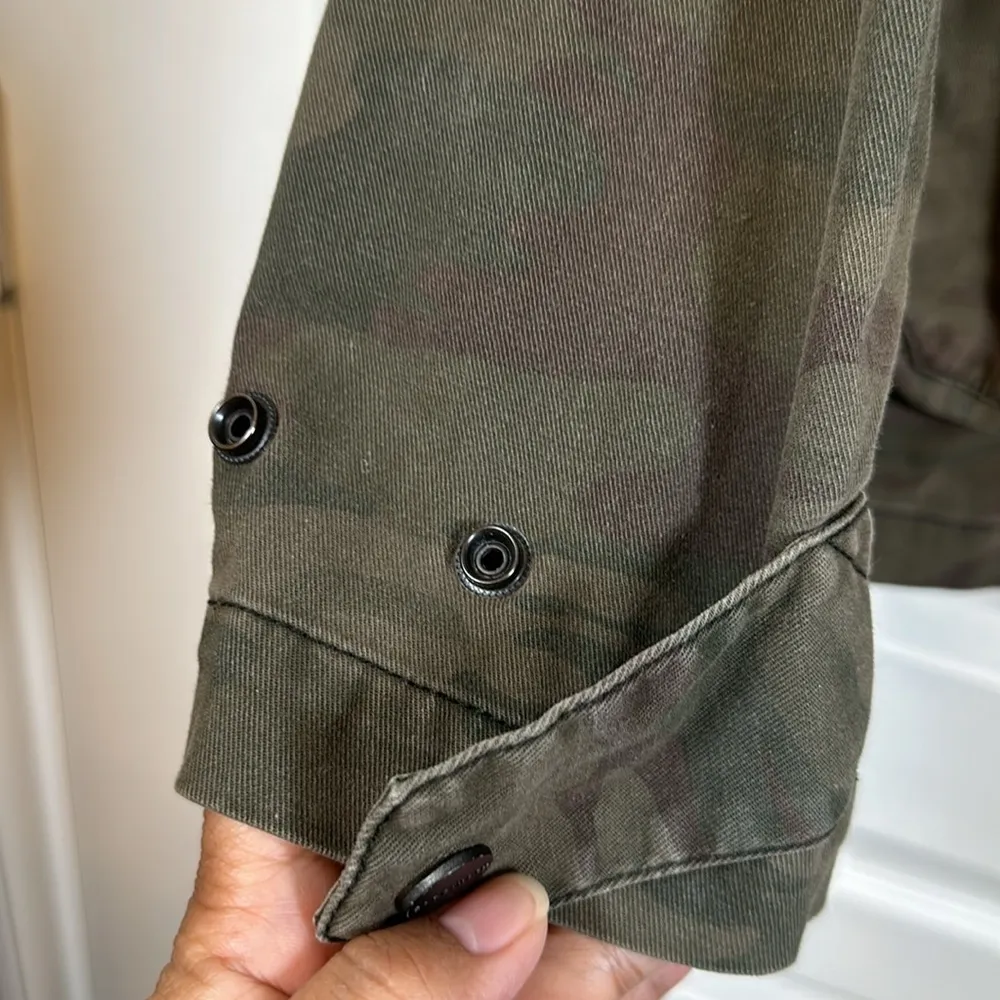 Women's Sanctuary Military Army Green Camo Pocket Jacket Size Med GUC - Image 4