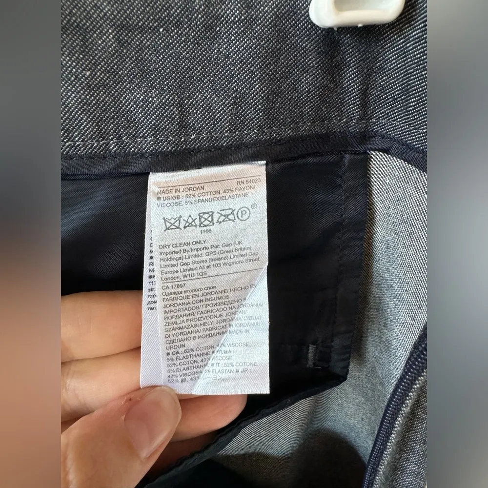 RARE Women’s Sailor Jean Ankle Trousers with Gold Buttons Size 4 - Image 7