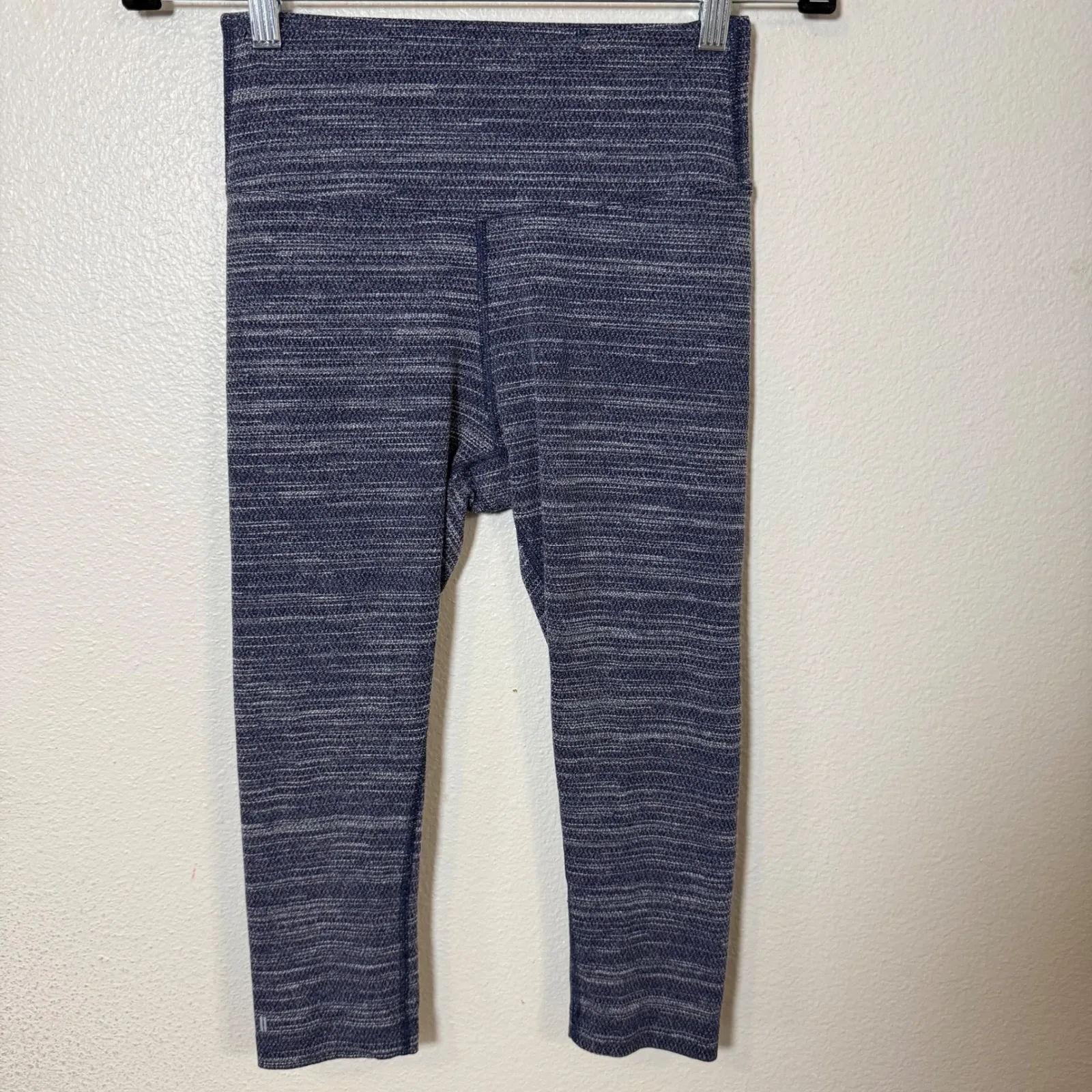 NOBULL Heathered Blue Capris Athletic Leggings Womens Size Small - Image 6