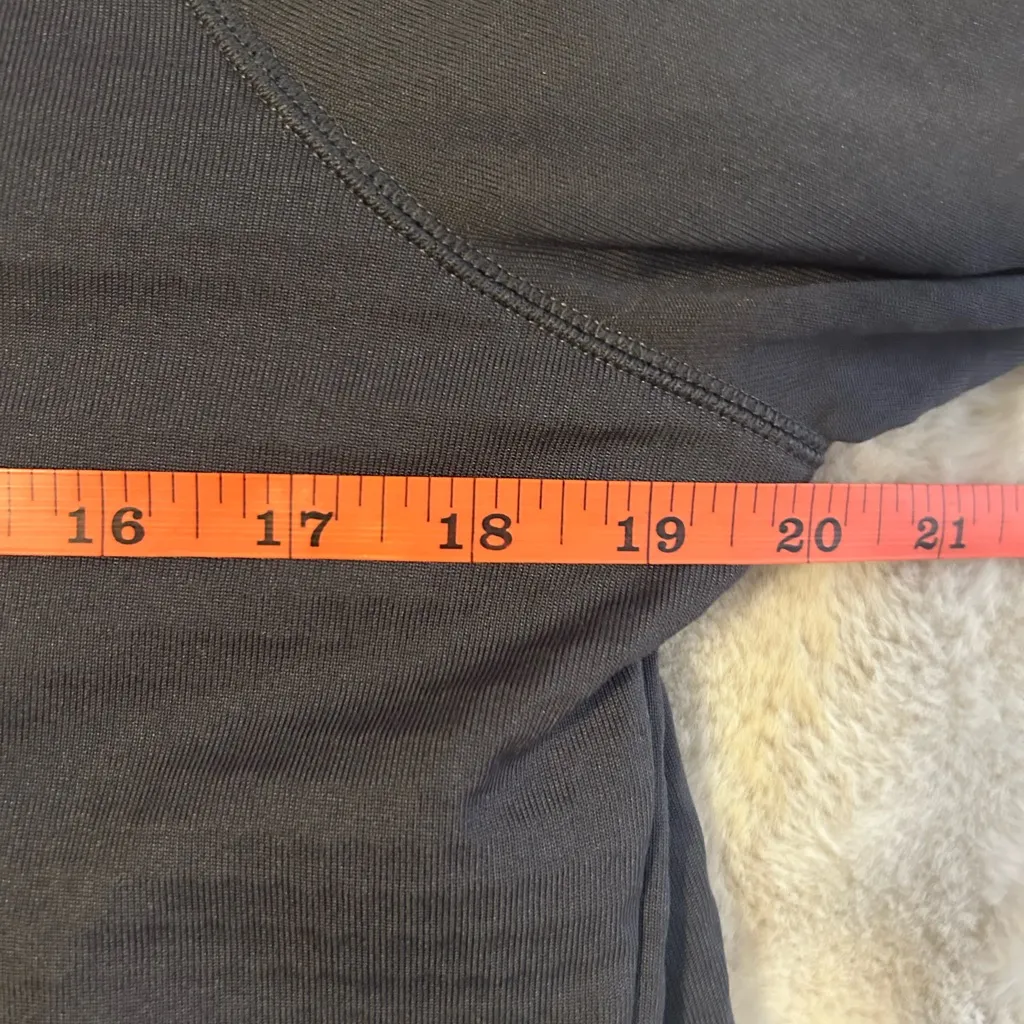 NWT!! DSG Women's Charcoal Brave The Cold Quarter Zip Black Size L - Image 5