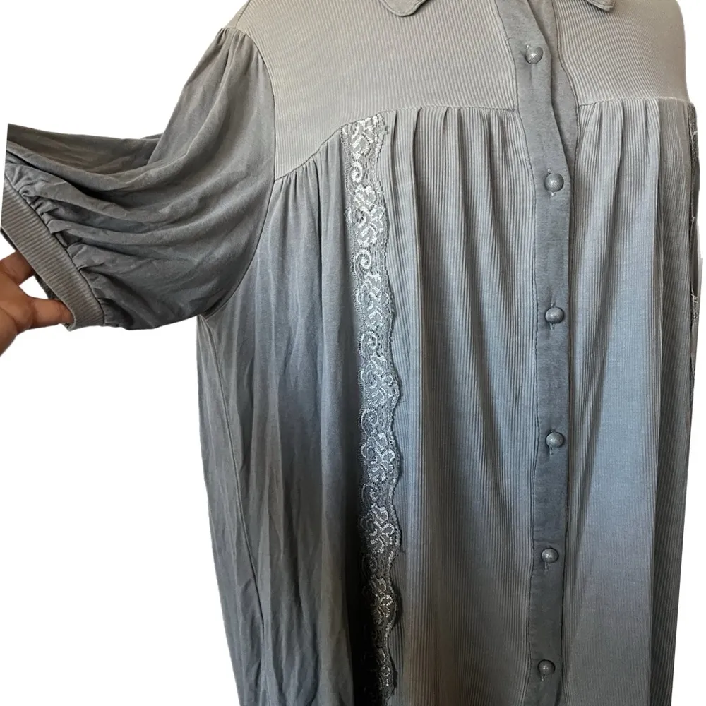 POL shirt lace‎ trim detail on the body - Image 6