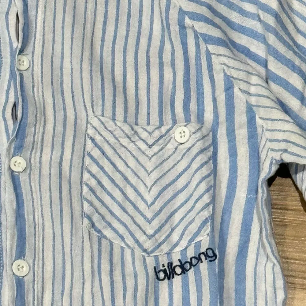 Billabong Lightweight Blue White Button Up Tee Shirt Women’s Medium - Image 3