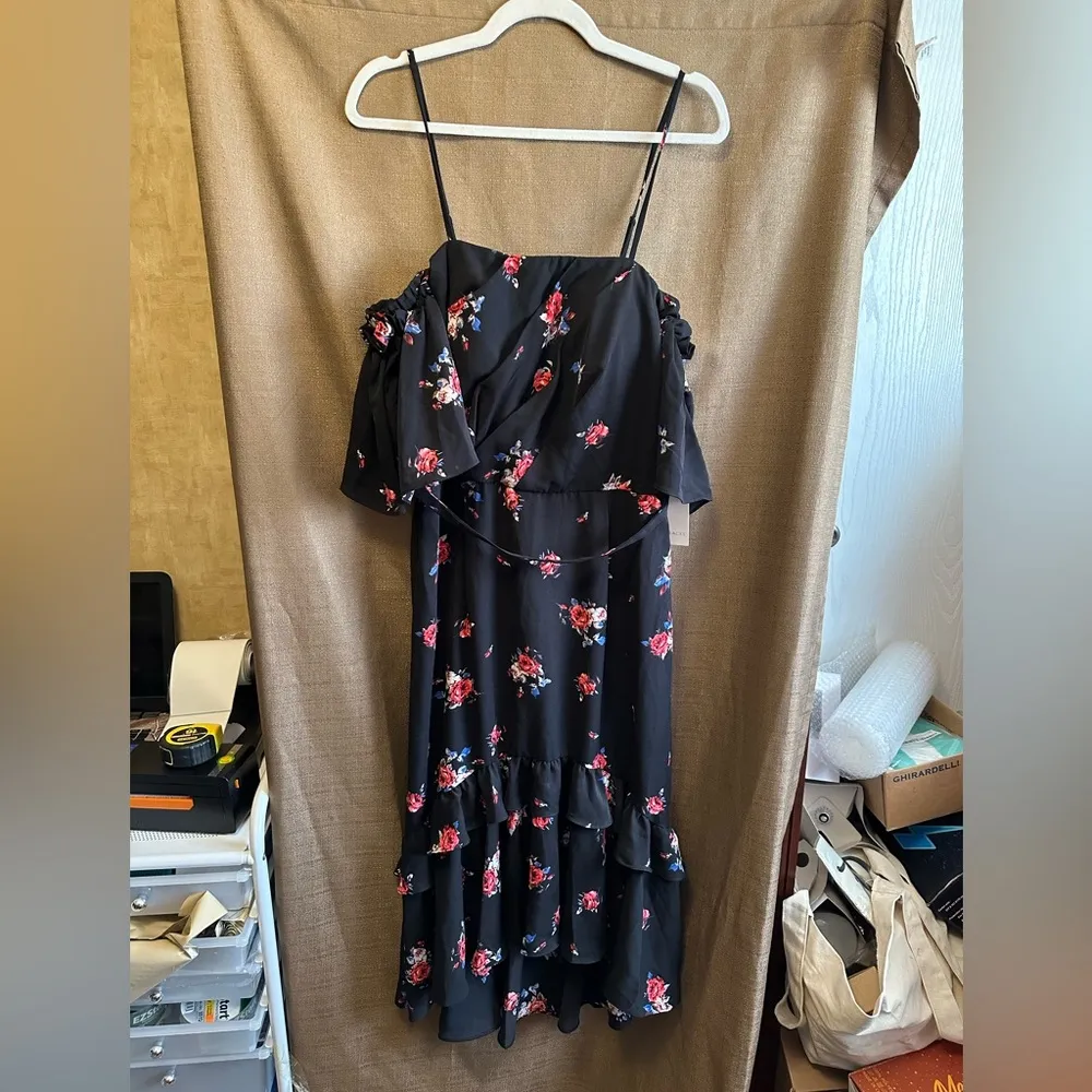 NWT Social Graces Floral Off Shoulder Layered Ruffle and Fishtail Dress Size 10 Black - Image 2