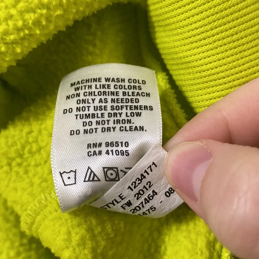 Under Armour Storm semifitted fleece lined hoodie with quilted textured logo S - Image 16