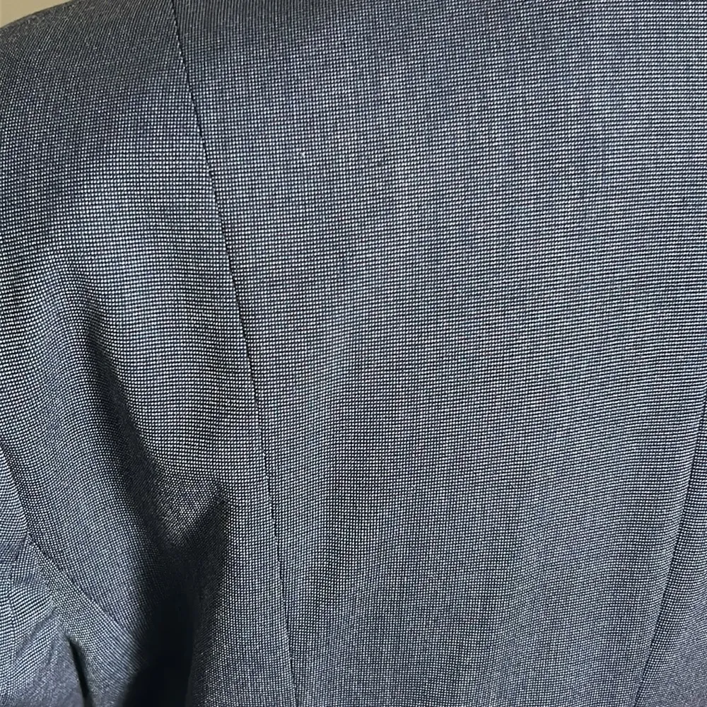 Banana Republic Women’s Slim Fit Chambray Single Button Blazer Suit Jacket - Image 7