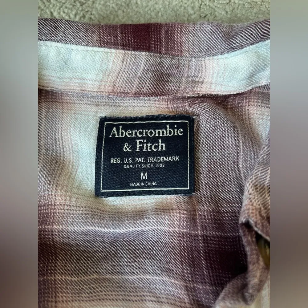 Abercrombie & Fitch purple flannel - Image 2