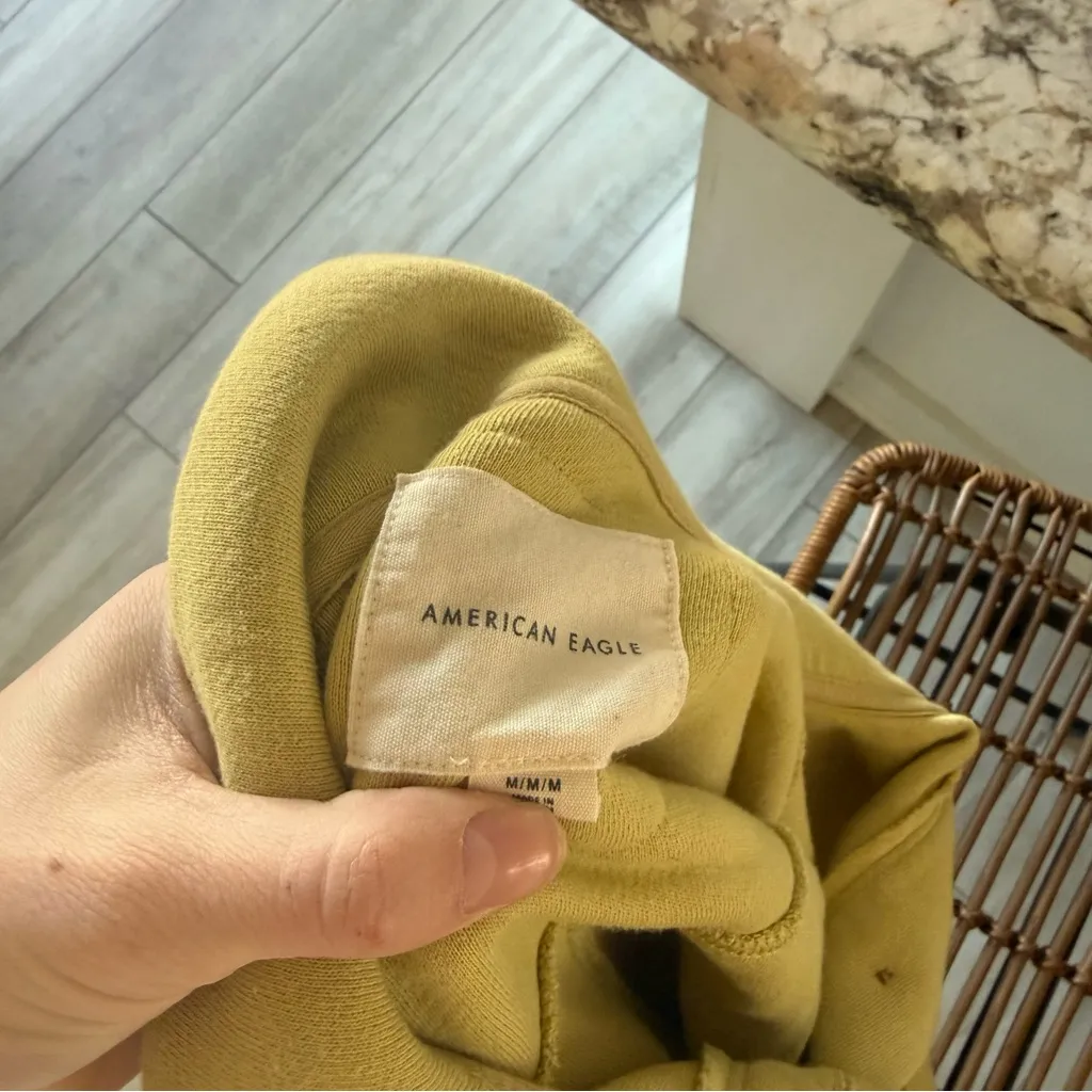 American Eagle Oversized Henley Pullover Sweatshirt Medium - Image 5