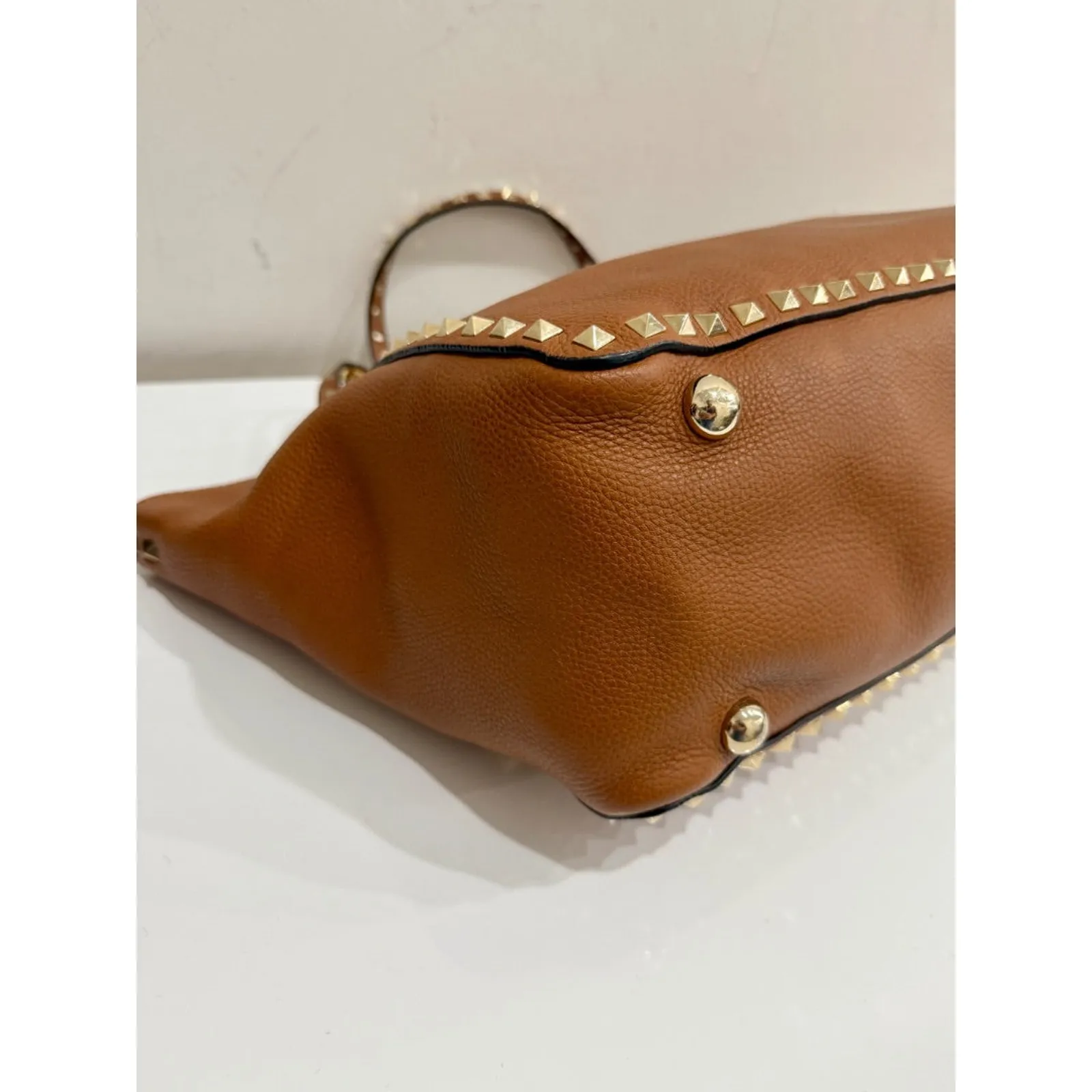 Valentino Light Leather Pebbled Calfskin Rockstud Tote Bag Brown Medium - Image 12