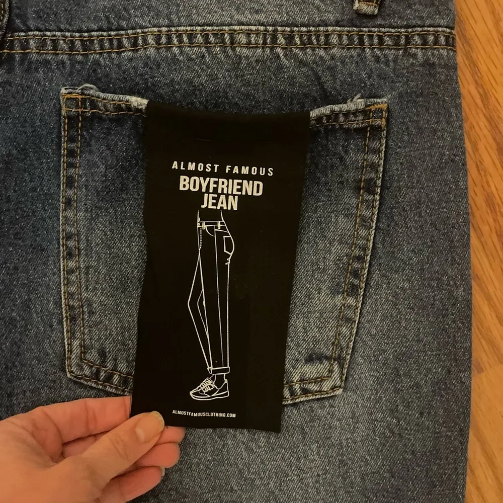 Almost Famous  boyfriend jean - Image 3