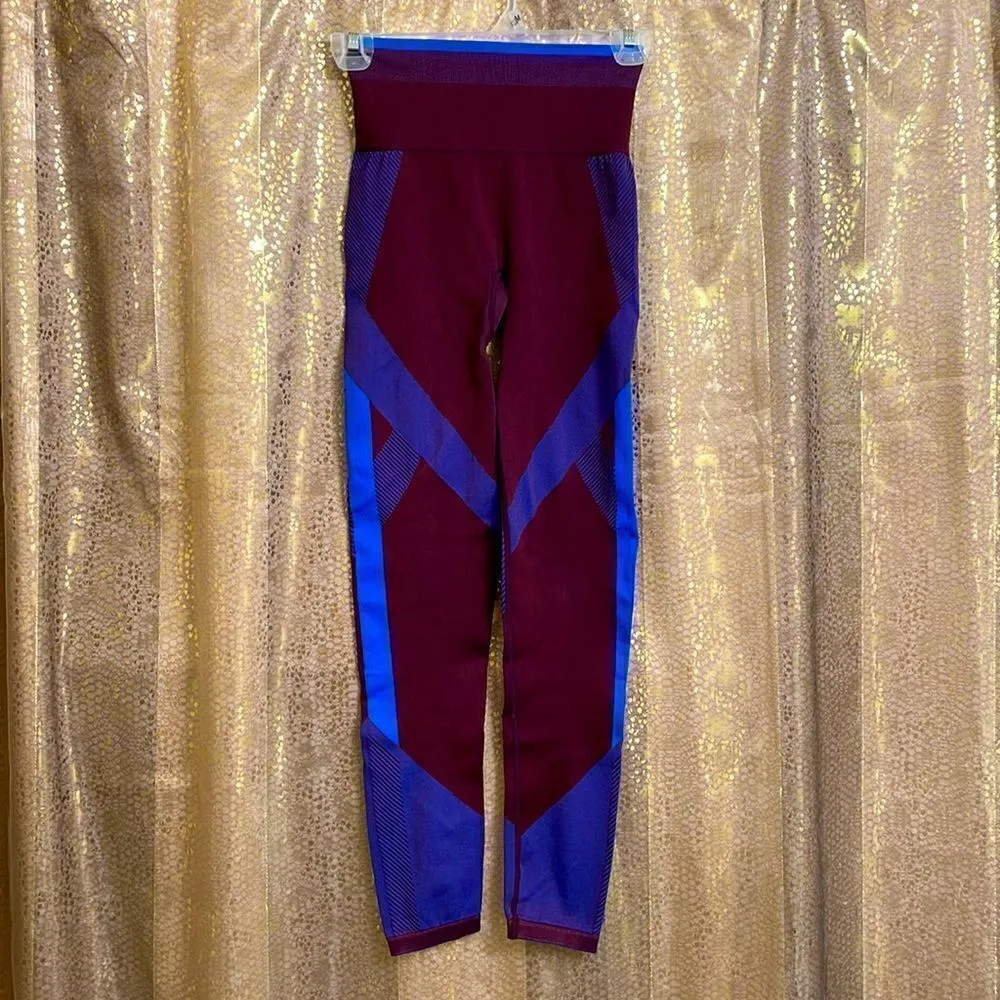 PINK Victoria’s Secret Cool & Comfy seamless maroon/royal blue leggings XS - Image 2