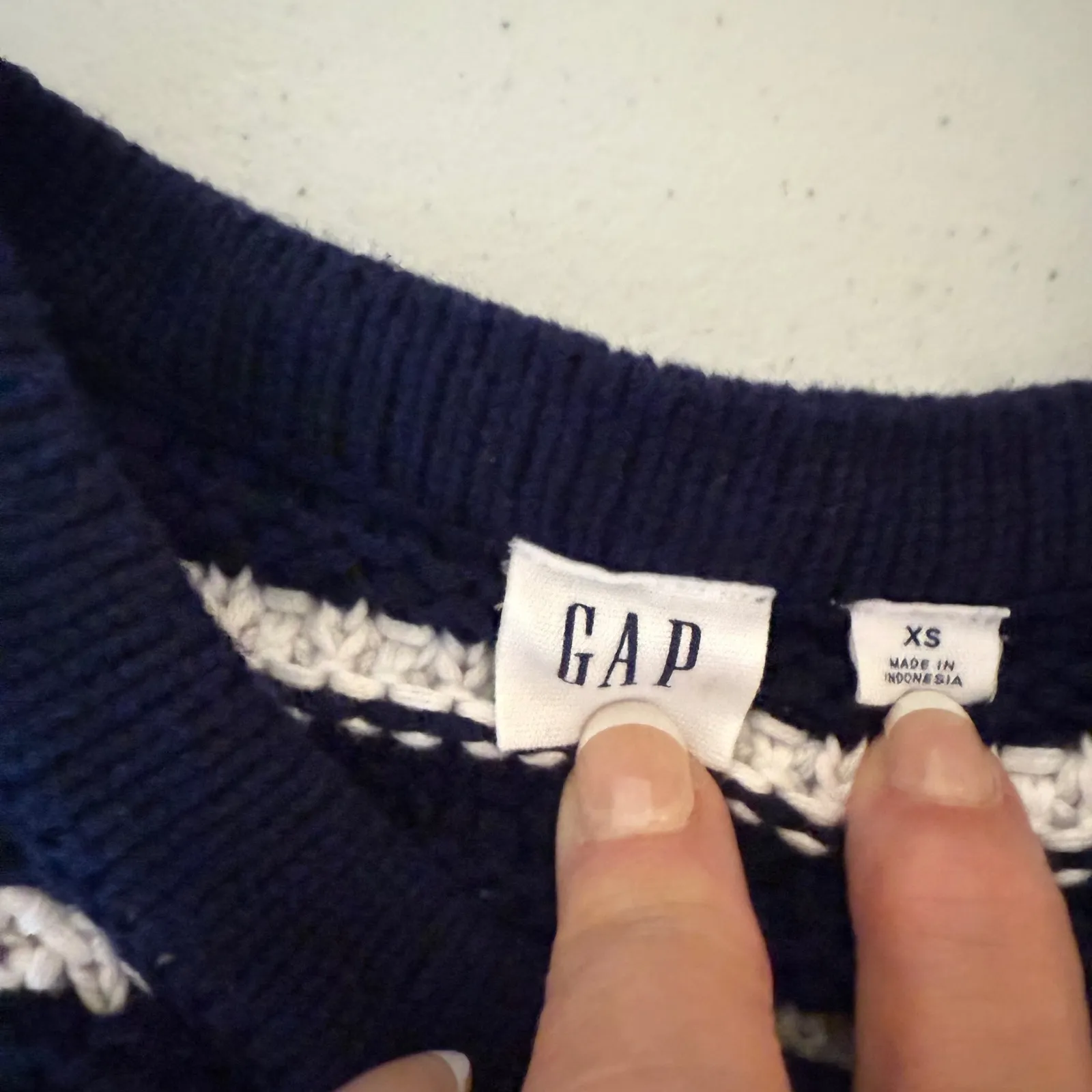 GAP Womens XS Cardigan Sweater Navy Blue‎ White Striped Gold Button Knit Preppy - Image 2