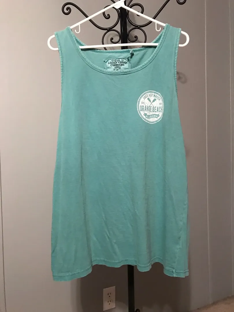 Alvin’s Vintage Collection Green Tank Top Shirt - Image 2