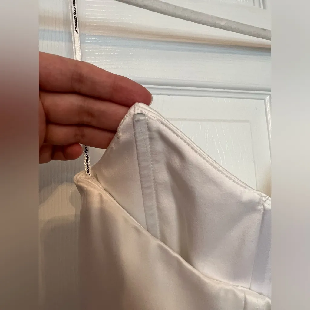 Katie May X Noel And Jean Belle Gown in Off White - Image 7