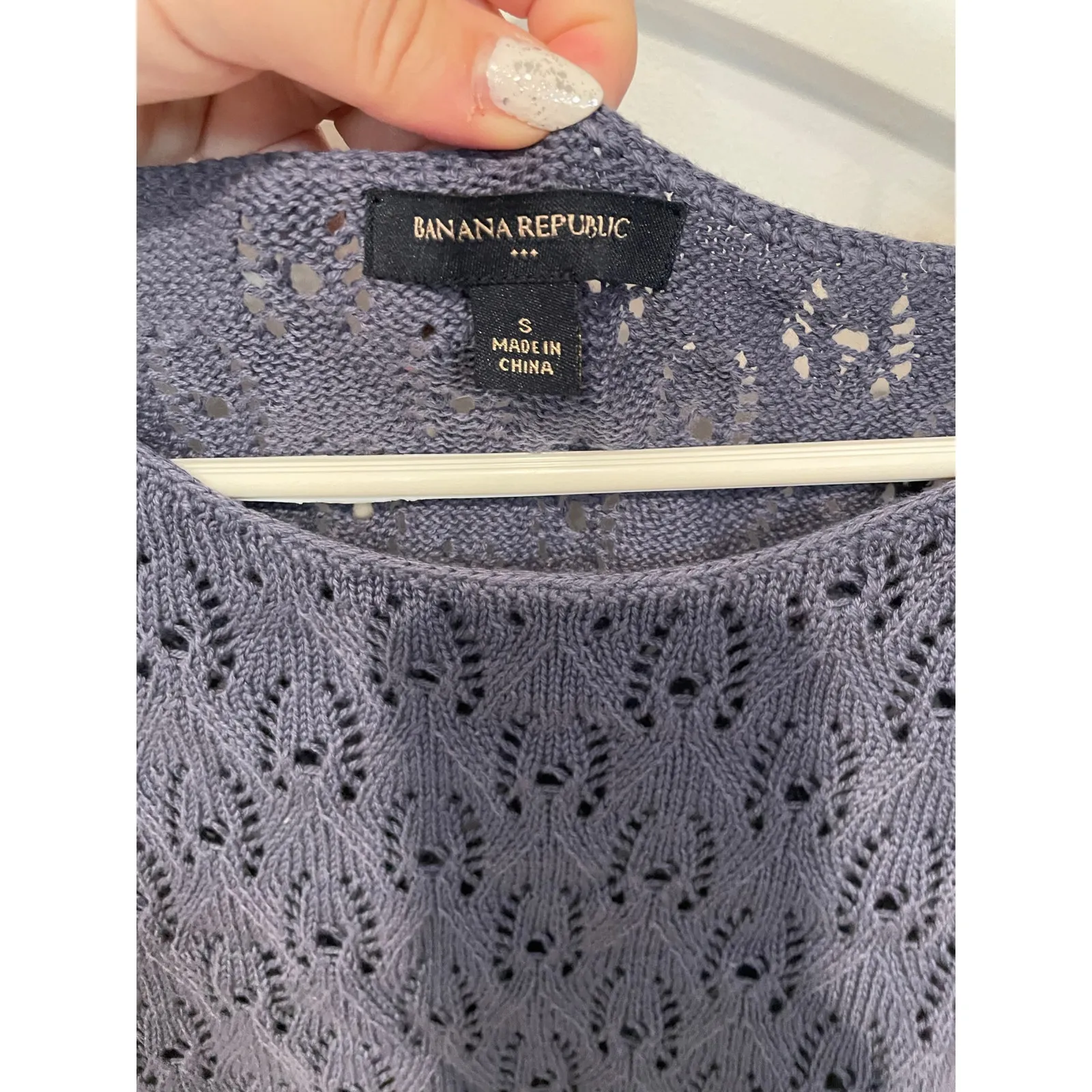 Banana Republic  lavender short sleeve sweater size small - Image 2