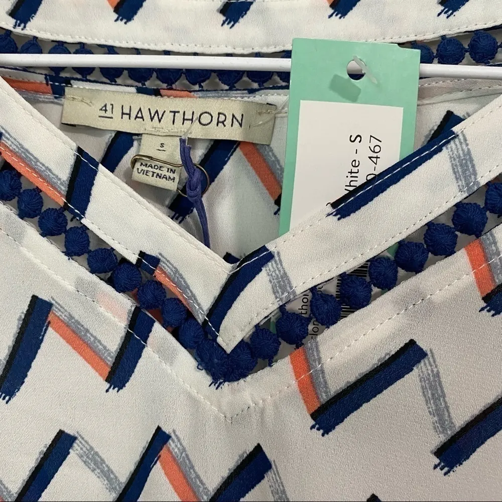 Stitch Fix 41 Hawthorn Carlona Crochet Detail Top, New with Tags - Image 5