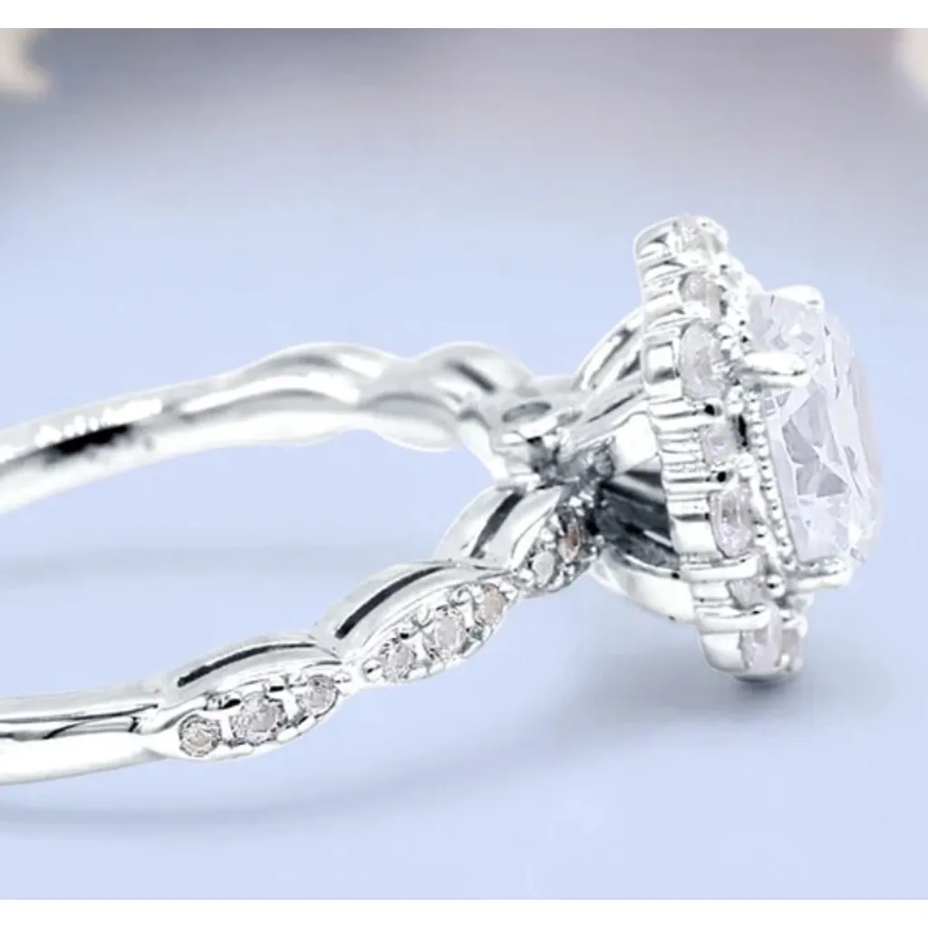 NEW Women's Gold Filled Oval Halo Simulated‎ Diamond Engagement Ring, Sz 6 - Image 8