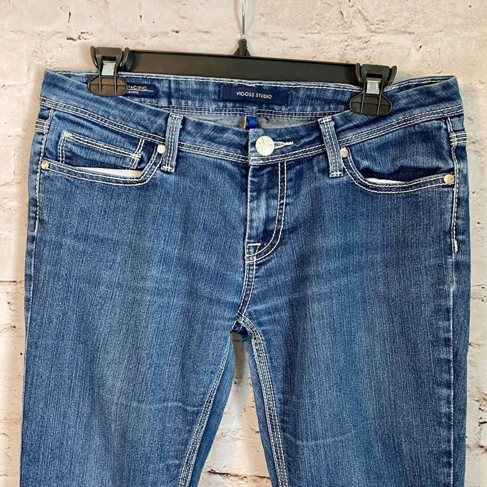 Vigoss Studio The Pacific Skinny Jeans Medium Wash Creased Denim Non Distressed - Image 2