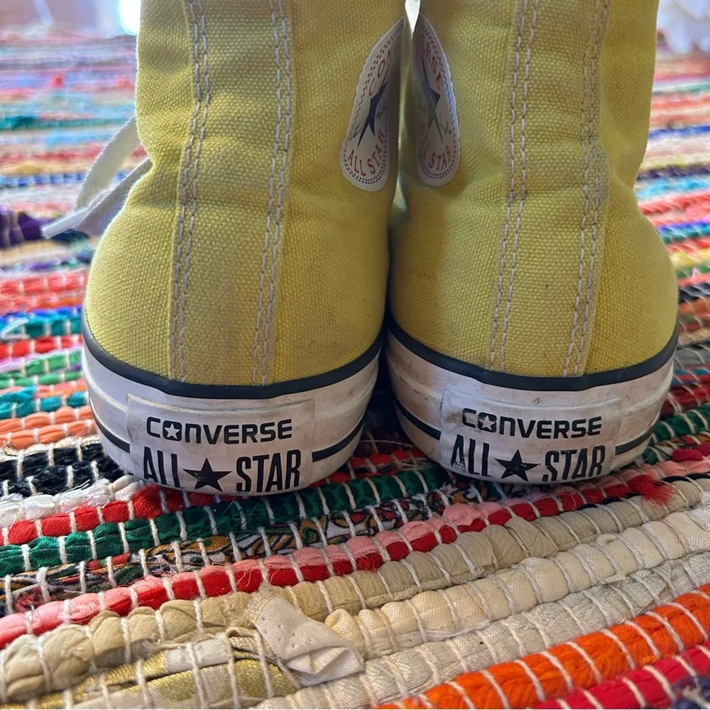 Converse Chuck Taylor All Star Canvas Sneakers Shoe Lemon Chrome Womens Size 6 - Image 5