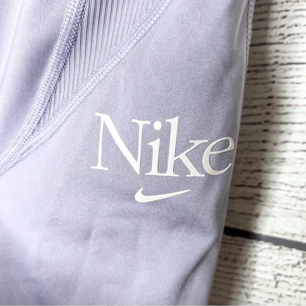 Nike Femme Fast 7/8 Running Leggings Size Medium Lavender Violet Purple Leggings - Image 6