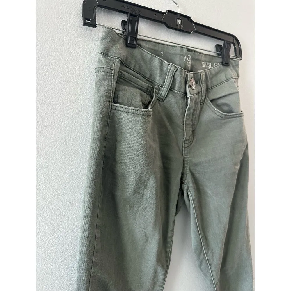 So Jeans Women's 3 Olive Green Low Rise Jegging Denim Juniors - Image 2
