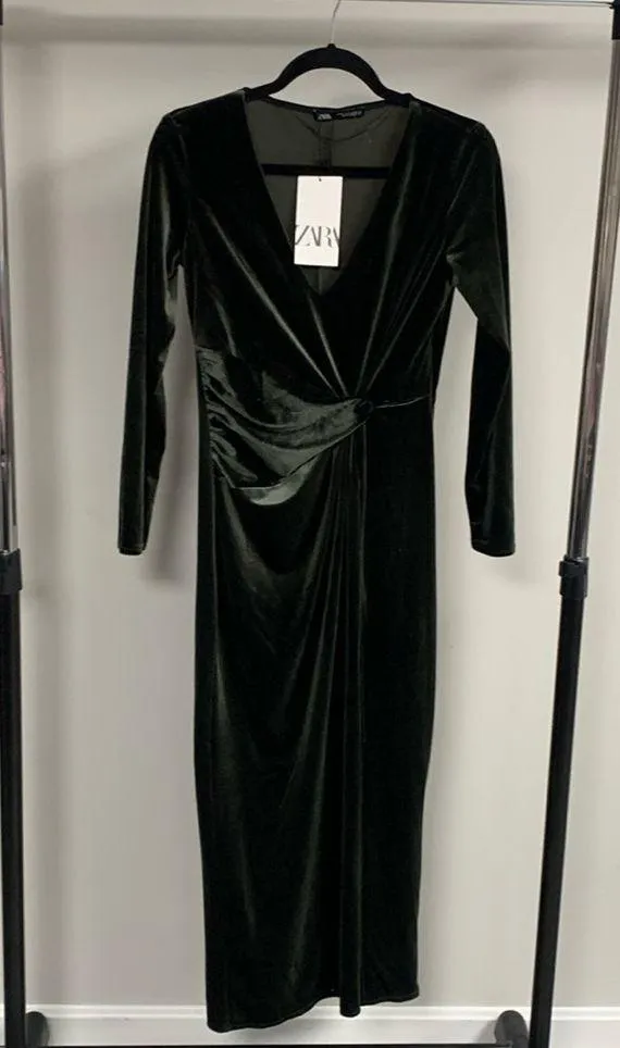 NWT Zara V-Neck Velvet Knot Waist Dress Size M - Image 4