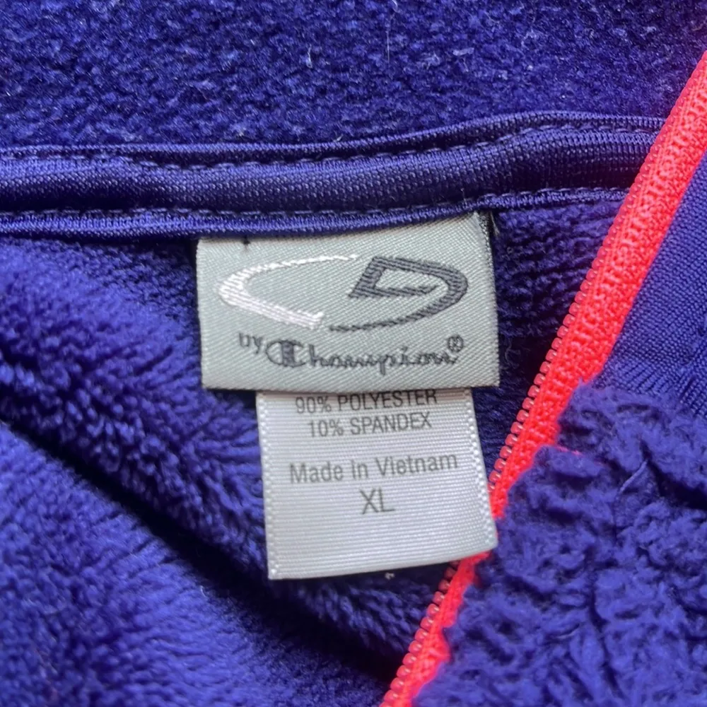 Champion Fleece zip up hooded jacket - Image 10