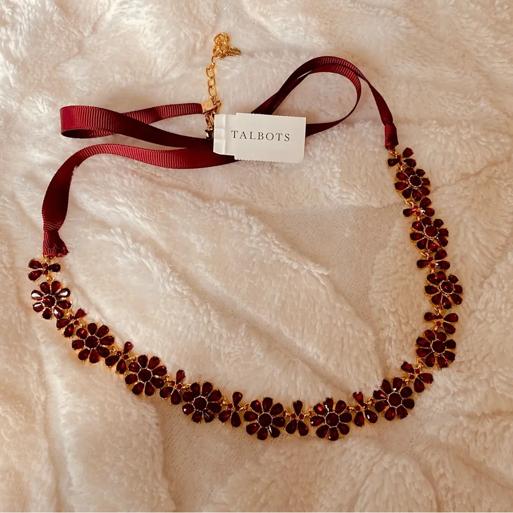 Talbots NWT Simulated Gold and Garnet Long Necklace - Image 2