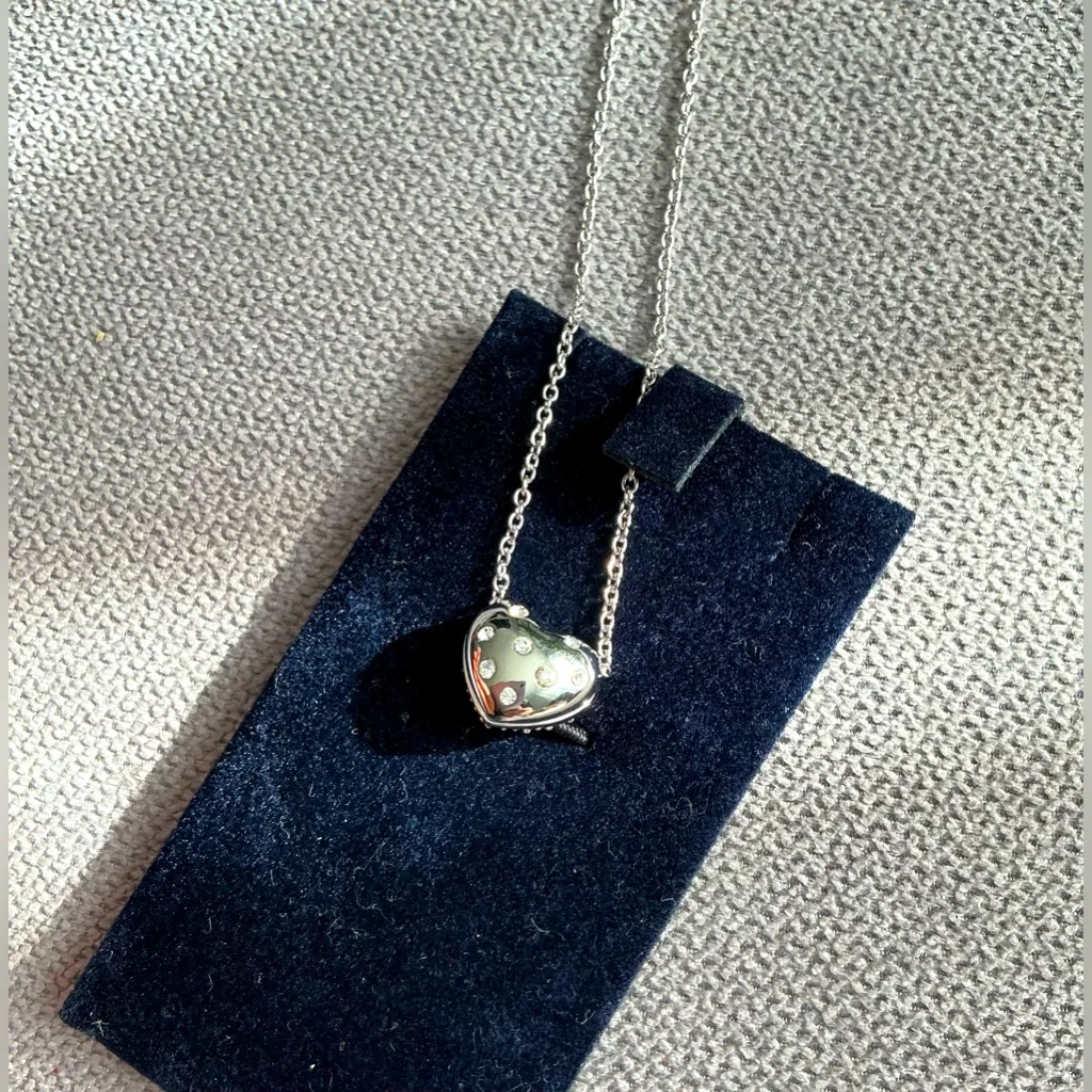 BEAUTIFUL  LOVELY HEART SWAROVSKI necklace💖💖💖 - Image 6