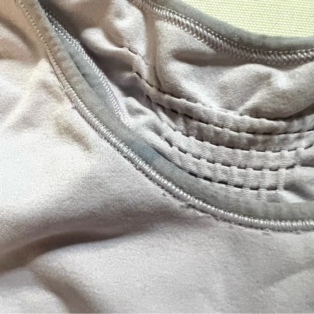 Sweaty Betty Lilac Light Purple Stamina Workout Bra Gym Size M - Image 11