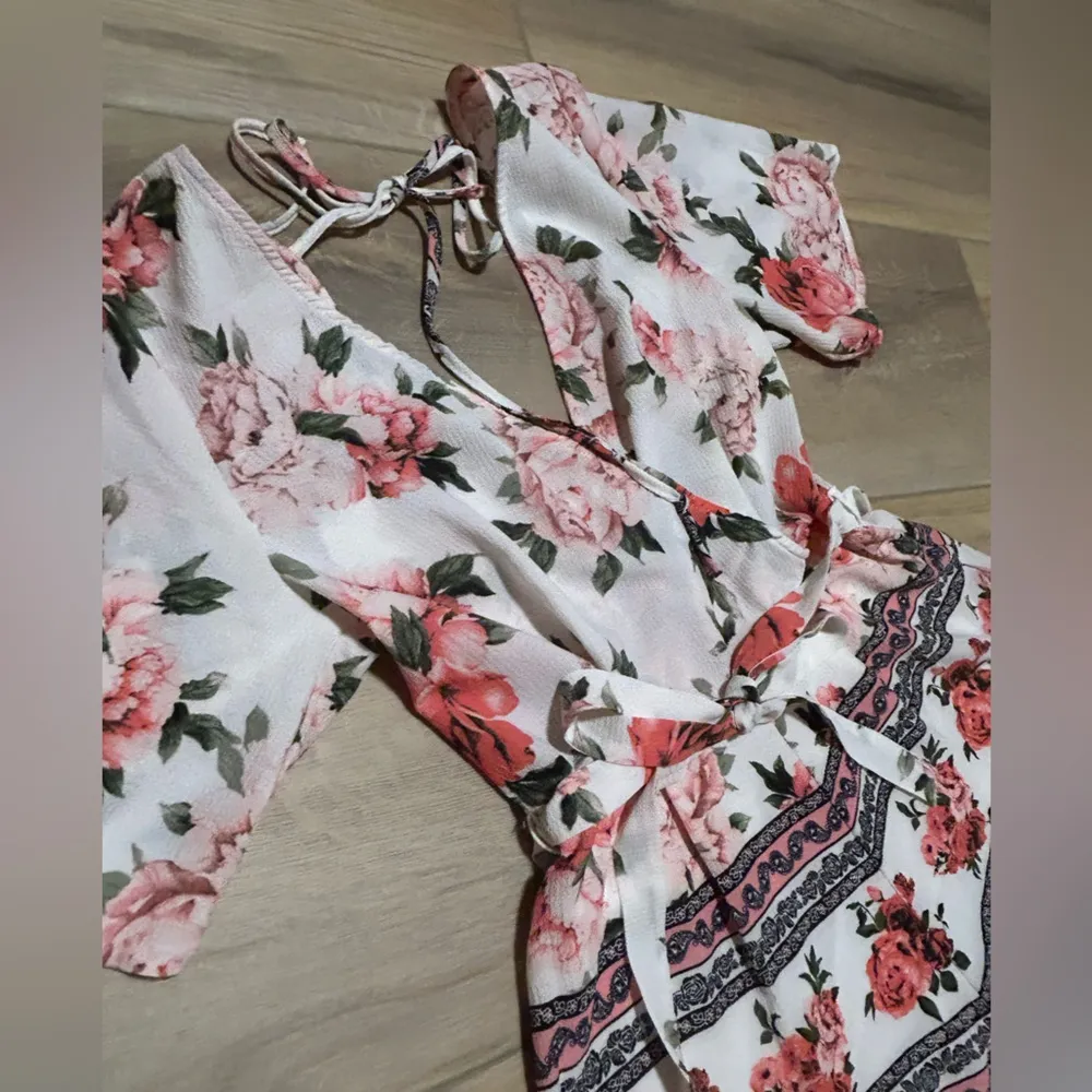 Trixxi  Floral Romper - Small - Image 5