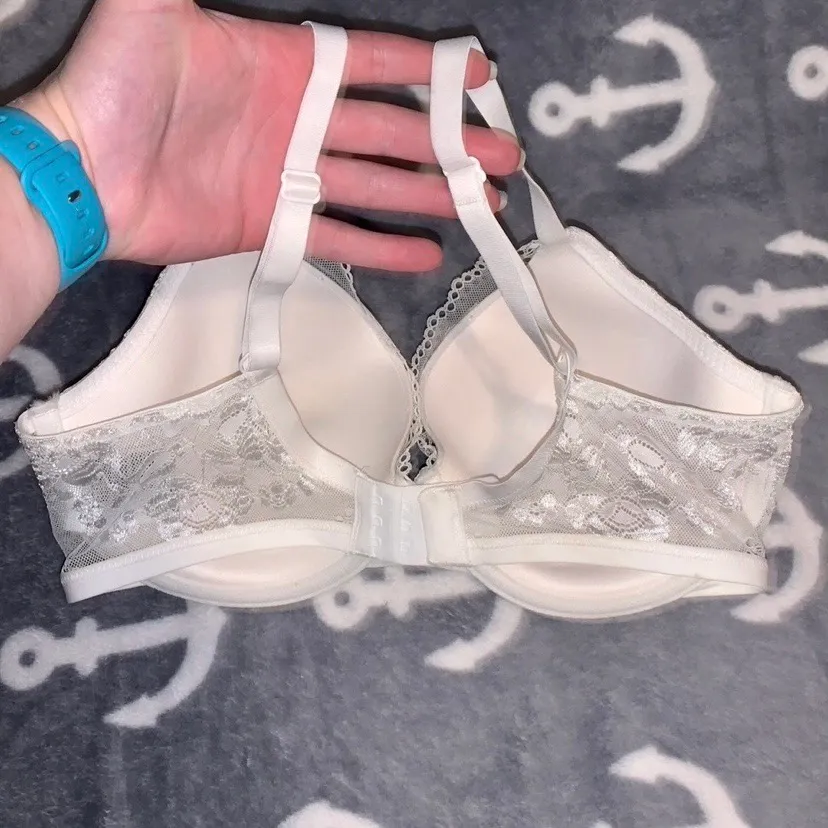 H&M white lace floral print lightly padded wired bra 38D - Image 4