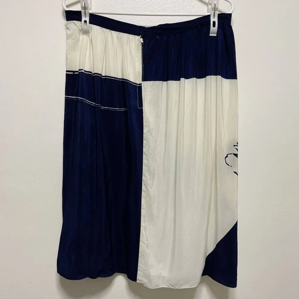 Vintage Carlisle 100% Silk Blue Cream Floral Knee Length Dress - Image 7