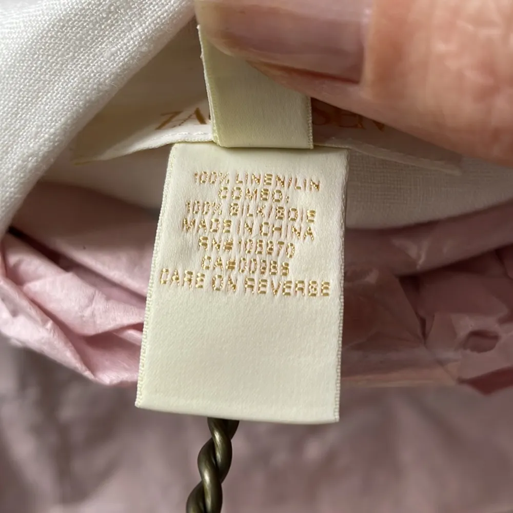 Vintage Zac Posen linen shirt with beautiful sleeve work. Dry cleaned Size 8 - Image 3