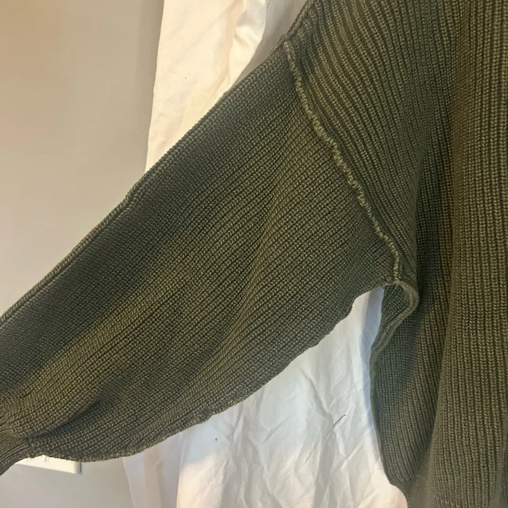 Aerie olive green sweater size XS - Image 5