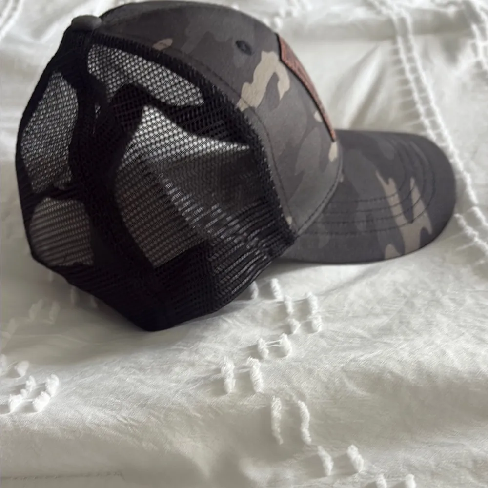 Camouflage Mesh Trucker Hat Gray - Image 5