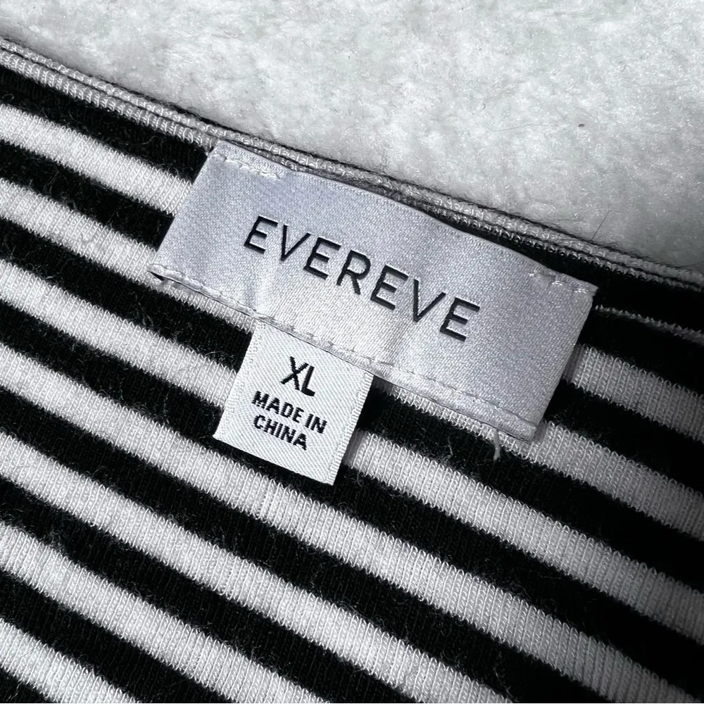 Evereve Black and White Striped Sleeveless Top - Image 8