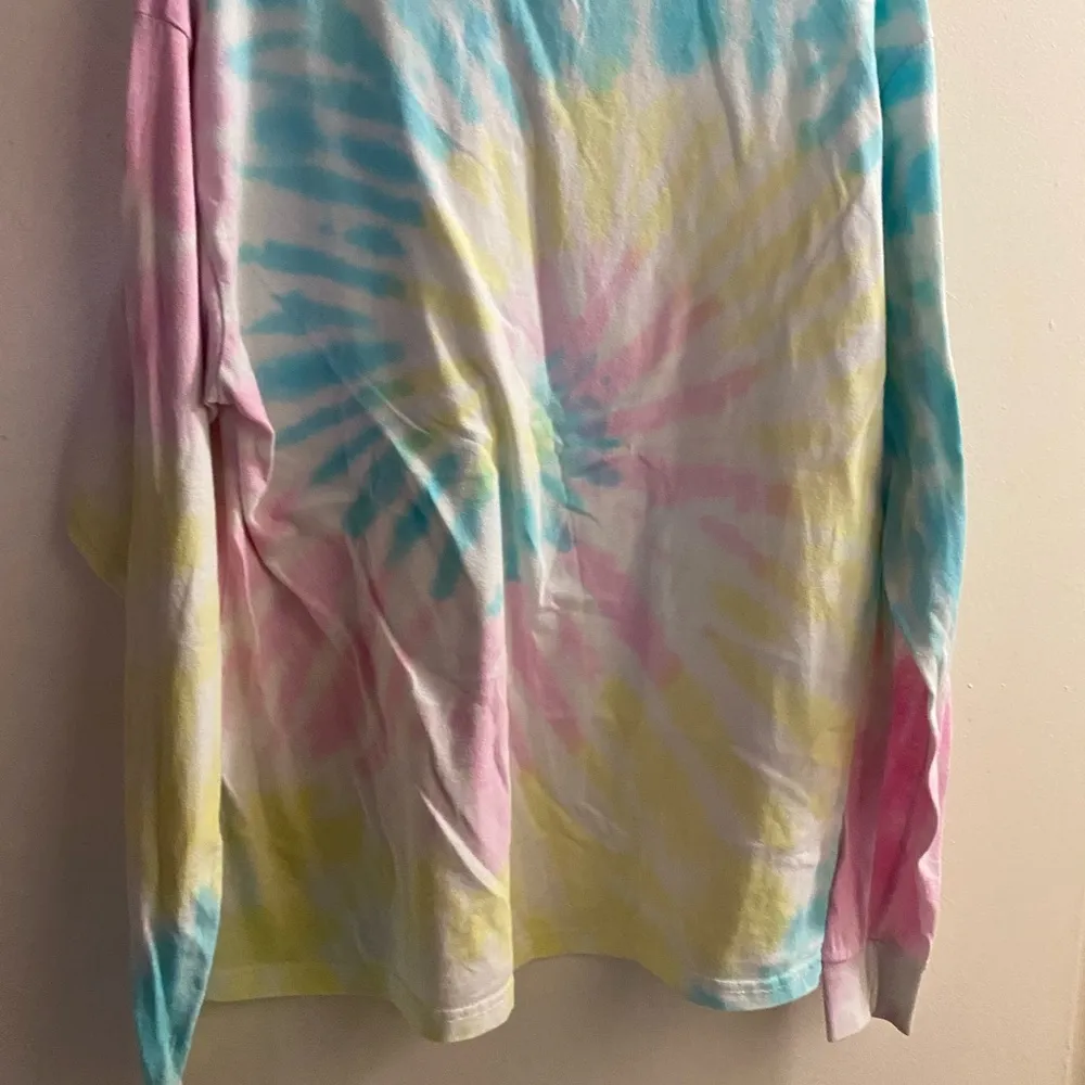 Women’s Long Sleeve T Shirt XL Salem MA Witch City Pastel Tie Dye Bust 44” Blue - Image 4