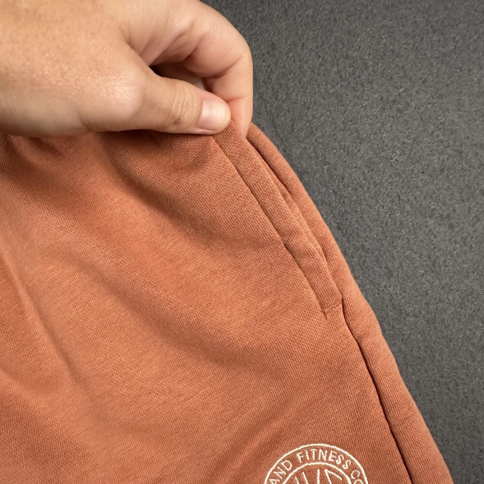 Nike Shorts Womens Small Fleece Sweat Elastic Waist Pockets Sports DN4956-260 - Image 4