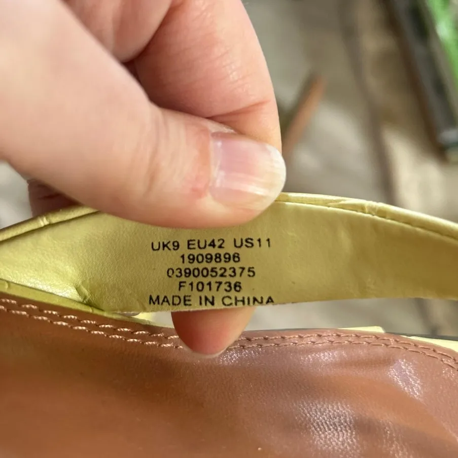 ASOS Butter Yellow Croc Embossed Square Toe Thong Flip Flop Heel - Image 6