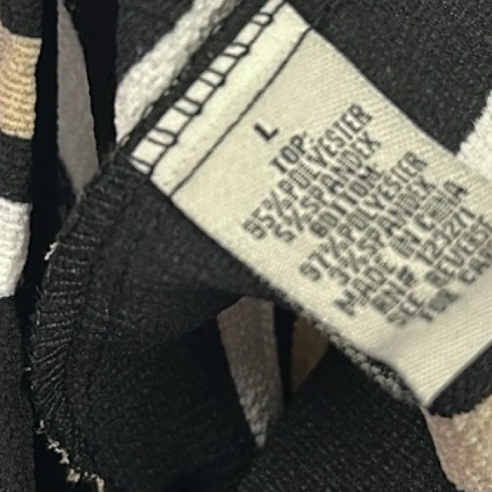 J for Justify Striped Lagenlook Shorts Romper with Pockets and Tie Belt Womens L Black Size L - Image 13