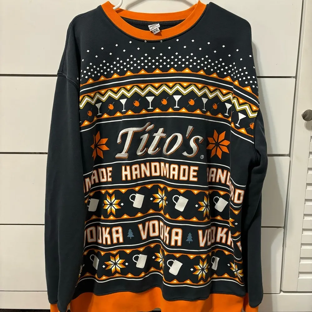 Tito’s Handmade Vodka Embroidered Crewneck Gray Size XXL - Image 2