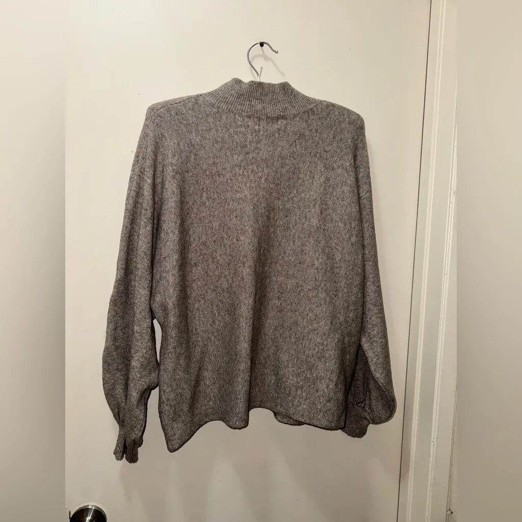 Dreamers Turtleneck Sweater in Heather Gray - Image 3