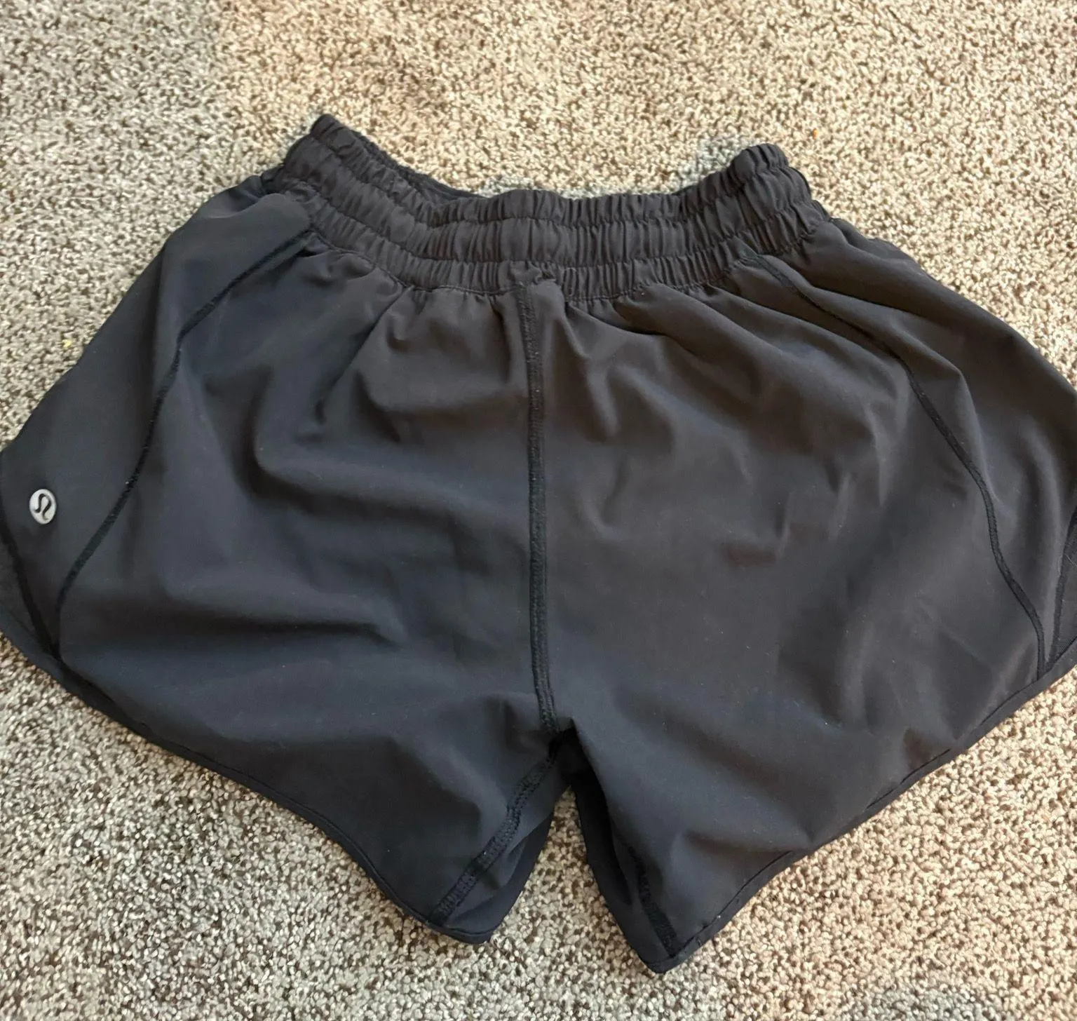Lululemon Hotty Hot Low-Rise Lined Short 4" - Image 2