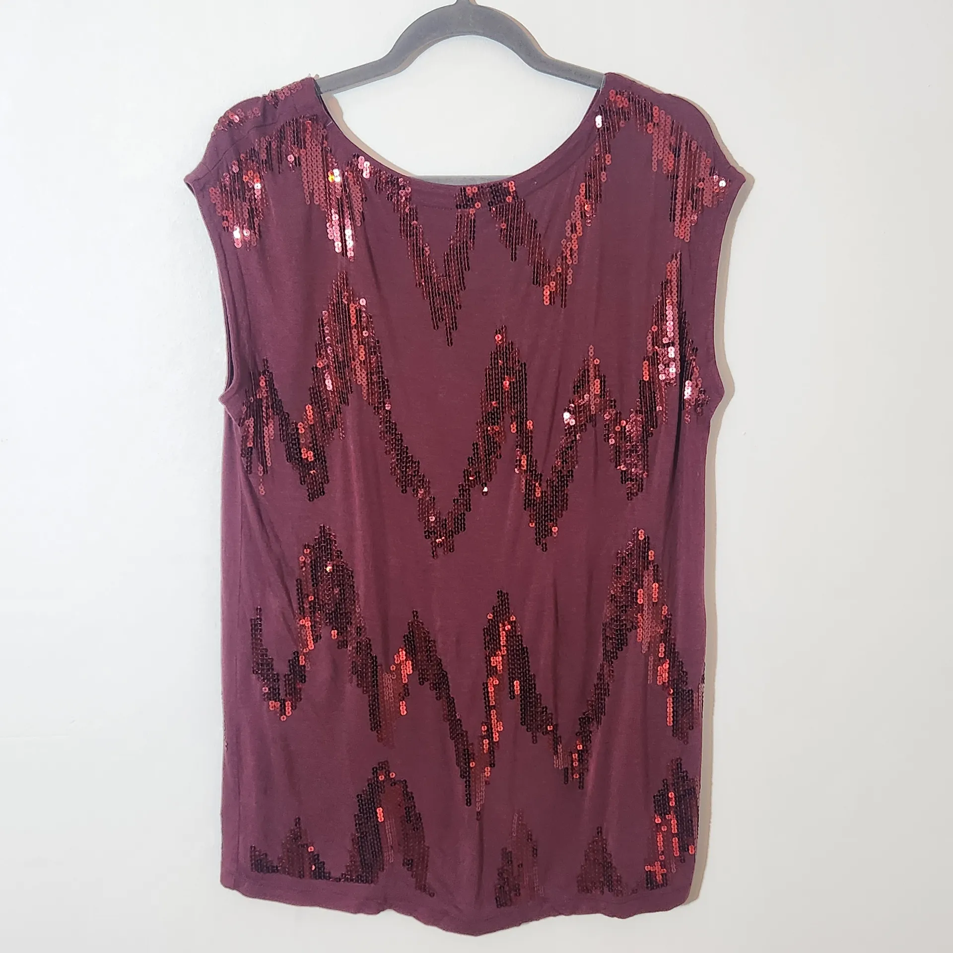 Kische Burgundy Sequin Top Size XL NWOT Red - Image 3