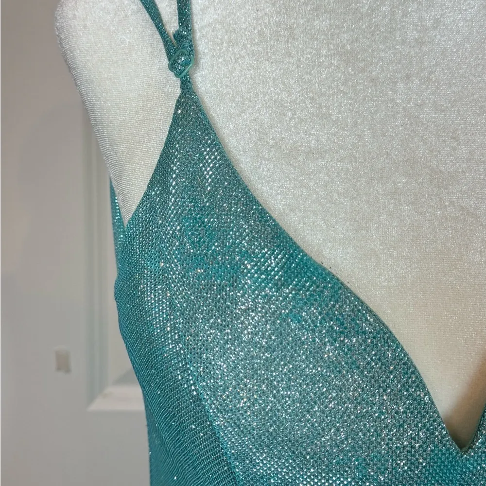 B Darlin Aqua Glitter Formal Gown | Holiday Party • Prom Winter Wedding Size 1/2 - Image 3