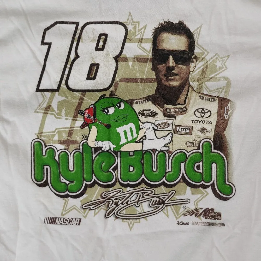 Chase Authentics Kyle Busch Leading The Way M&Ms 2011 Y2K Size Medium - Image 2