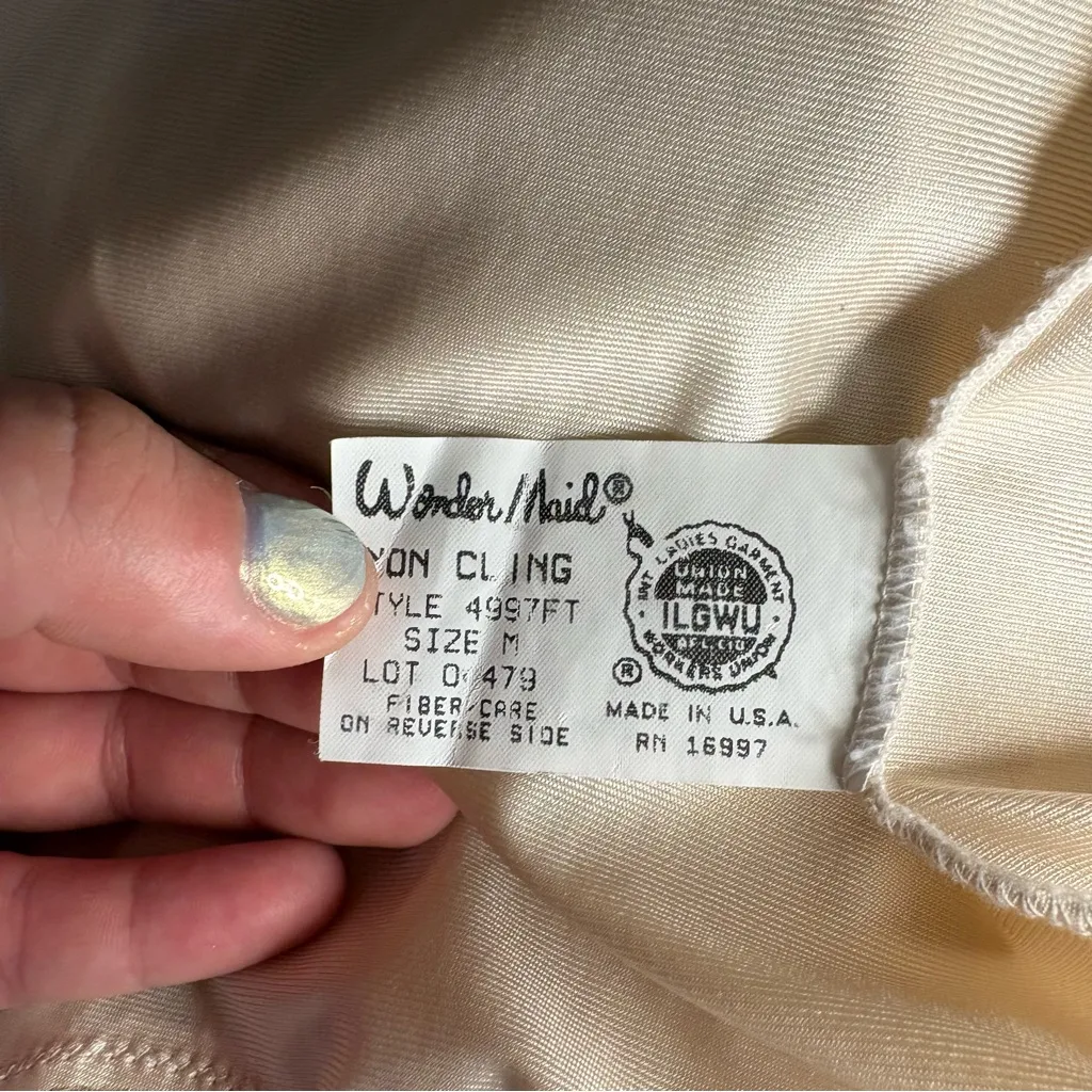 Vintage Wonder Maid Half Slip ILGWU Size M - Image 6